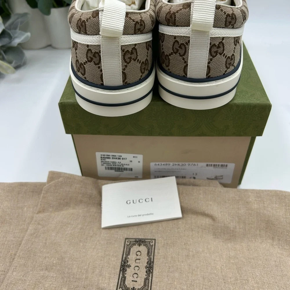 Men's Gucci, GG Supreme, slip on canvas sneakers size 13 made in Italy